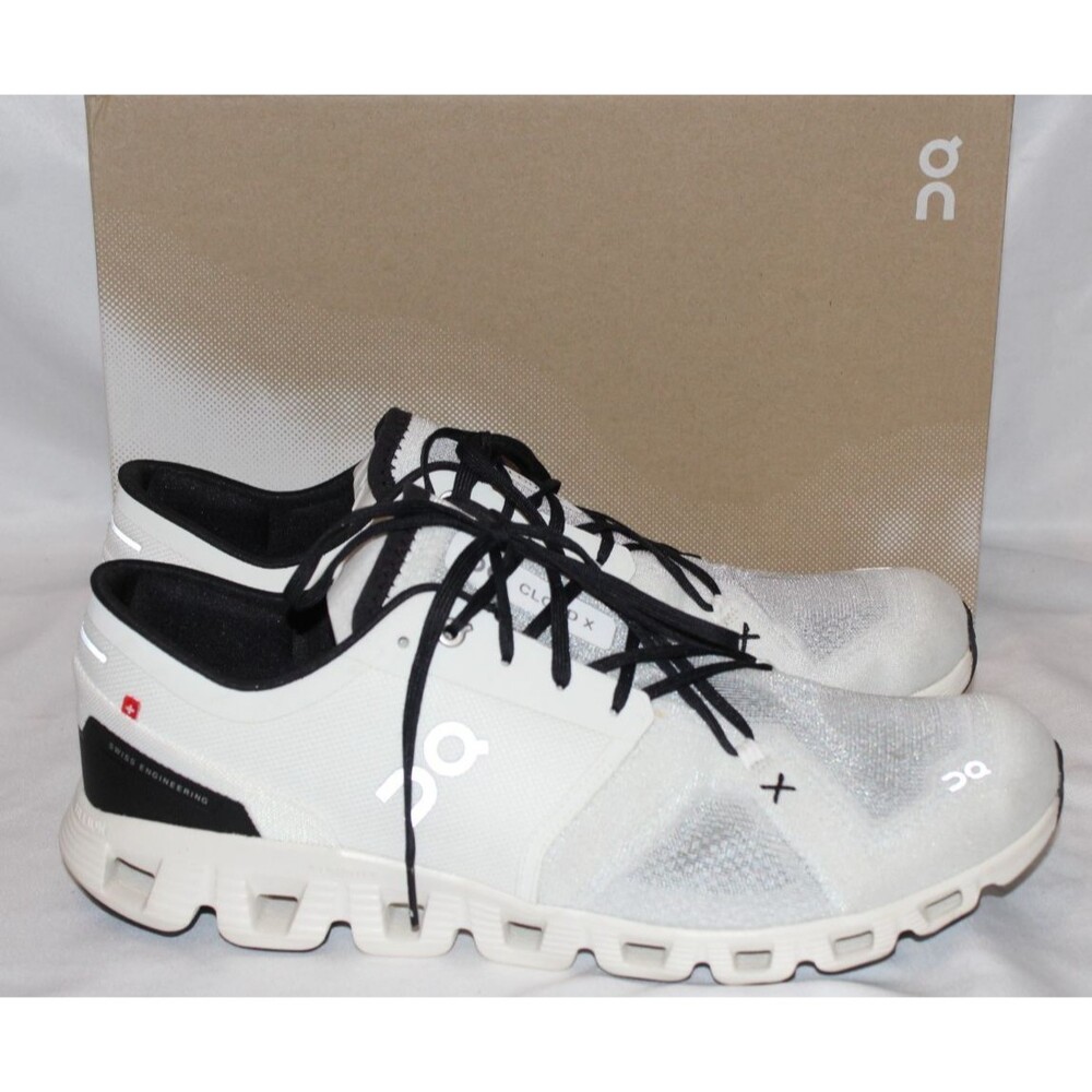 NIB ON CLOUD MEN'S CLOUD‎ X 3 RUNNING ATHLETIC SNEAKERS WHITE BLACK - Picture 2 of 7